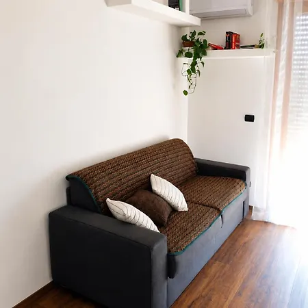 Casa Ricky Lägenhet Busto Arsizio